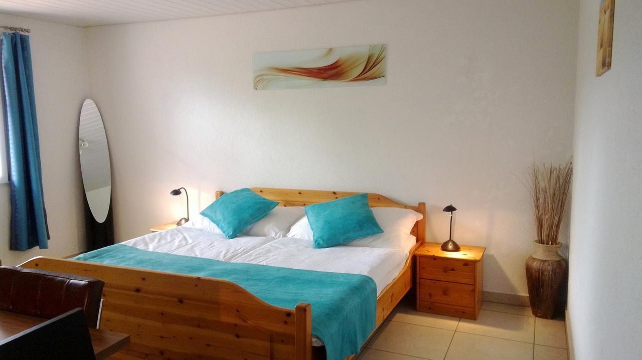 Hotel-Gite Rural A 3 Km De Delemont Courcelon Экстерьер фото